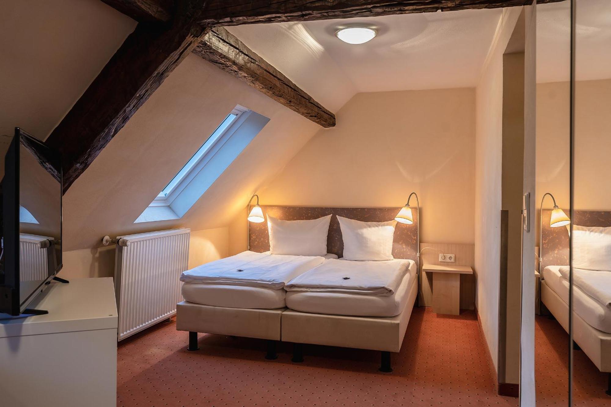 Altes Weinhaus 3*